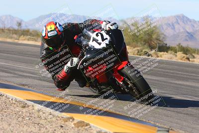 media/Feb-03-2024-SoCal Trackdays (Sat) [[767c60a41c]]/12-Turn 3 Inside (220pm)/